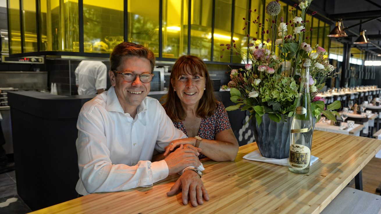 GALERIE-RESTAURANT-LE-MAIL-LA-ROCHELLE-GASTRONOMIE-TOURSIME-HERVE-PATRICIA